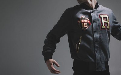 Abbigliamento promozionale per eventi aziendali: perché la serigrafia è la scelta migliore
